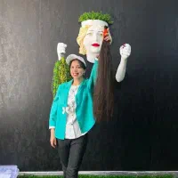 خریدار با ادعای موی طبیعی و موی رنگی