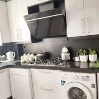 ۴۴متر تمیز / با پارکینگ و انباری /  خ پرستار