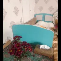 تخت و کمد