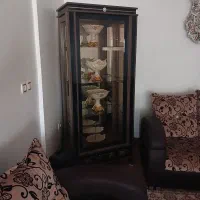 یک عدد بوفه در حد نو بعلت کمبود جا
