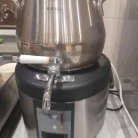 کتری استیل کار کرده تمیز و سالم