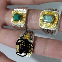 زمرد . نقره . یاقوت.