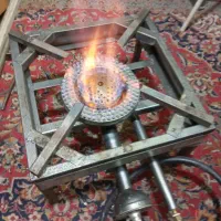 اجاق گاز زمینی چهارپایه فلزی