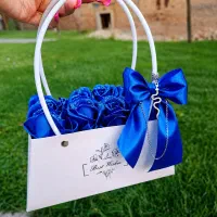 باکس و دسته گل ربانی شاخه ای20(زیر قیمت همه جا )