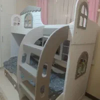 تخت دو طبقه
