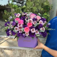 دسته گل و باکس گل های شیک و لاکچری