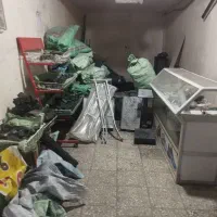 مغازه کوثر 41 سر خیابان  دوتا  مغازه خالی است