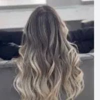 خدمات آرایشگری وزیبایی