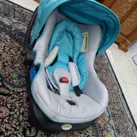 کریر و صندلی ماشین