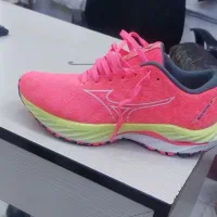 کفش تاناکورا میزانو و نیوبالانس