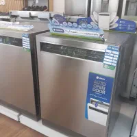 هنوز با دست ظرف میشوری