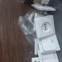 پریز برق و کلید برق