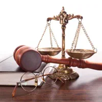 وکیل پایه یک‌دادگستری