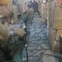 تخته کار برای سفره خانه در باغ