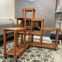 استند چوبی چرخ دار