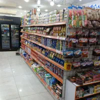 قفسه وسط دو طرفه
