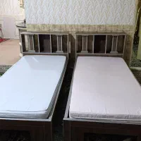 دو عدد تخت یک نفره
