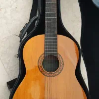 گیتار کلاسیک Yamaha C40 همراه با کیس