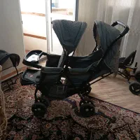کالسکه دو قلو