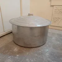 دیگ بزرگ روحی قدیمی