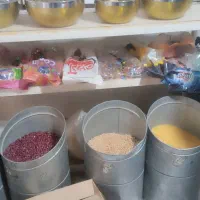 ویترین شیشه ای