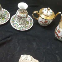 قوری و گلدان و بشقاب
