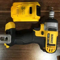 بکس شارژی دیوالت اصلی DCF880