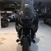 معاوضه دو دستگاه adv350 و pcx با ماشین
