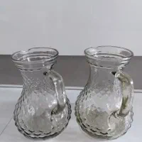 یک جفت پارچ قدیمی