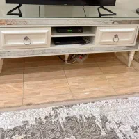 میز تیوی و کنسول  آینه ای طول160 تیوی  درحد نو