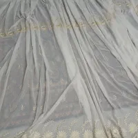 پرده توری گلدوزی