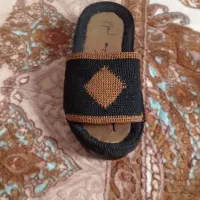 دمپایی زندان بافت