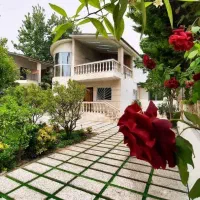 دوبلکس نما سنگ با حیاط سازی زیبا