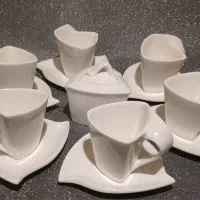 ست فنجون و نعلبکی