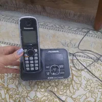 تلفن و میز تلفن راش
