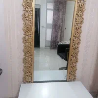 اینه و کنسول آرایشگاه