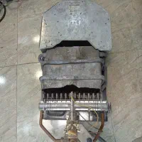 ابگرمگن دیواری پلار