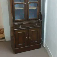 کمد ایستاده