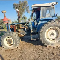 تراکتور نیوهلند.   ..