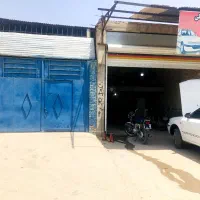 یک دهنه گاراژ (دروازه )