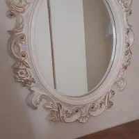 آینه و ساعت ایستاده