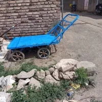 گاری ارابه چهار چرخ