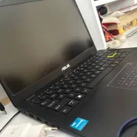 لپتاپ ایسوس asus