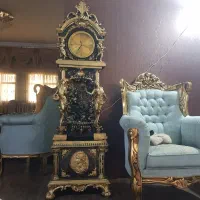 ساعت کنار سالنی