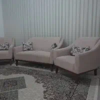 مبل 9 نفره همراه با میز و گل میز