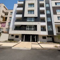 ۱۱۰ متر نوساز/ جنب تجاری پارس/کسر ۳۰۰ میلیون