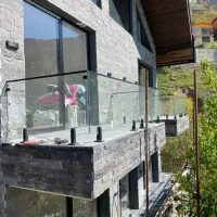 نرده شیشه ایی