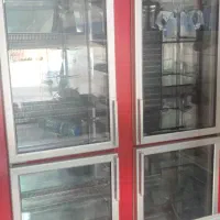 دو عدد یخچال یک عدد فریز و یک عدد چهاردرب