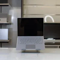 لپتاپ SurFace Book با پردازنده i7 و 2 گیگ گرافیک