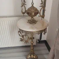 میز و شکلات خوری